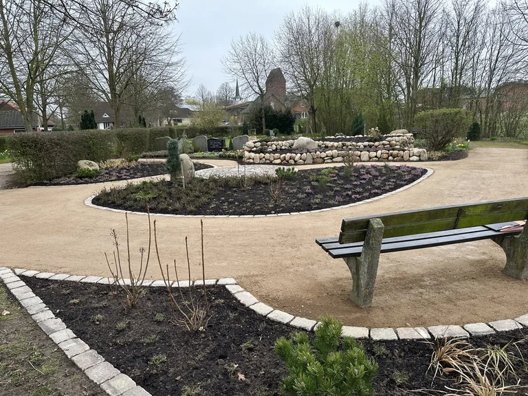 Grabanlage Heidegarten auf dem Friedhof Siebenbäumen